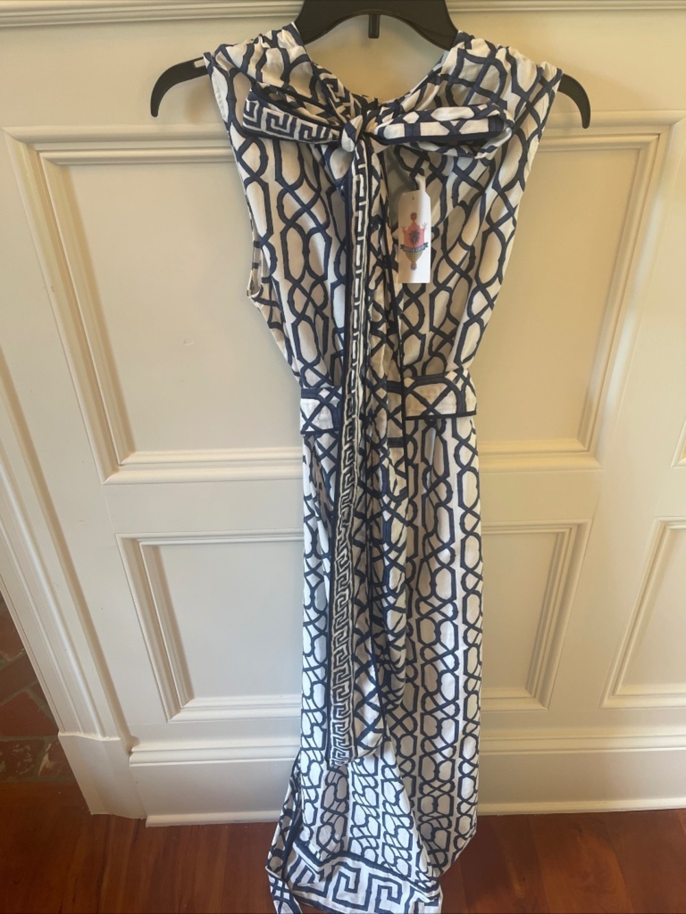 Sue Sartor dress size small...new with tags